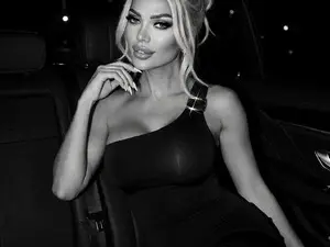 Myfreecams Nude Webcam of Dr_Barbie