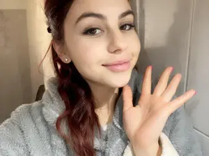 Myfreecams Nude Webcam of sweetylili19