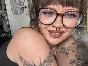 Myfreecams Free Live Porn of pixiecxm