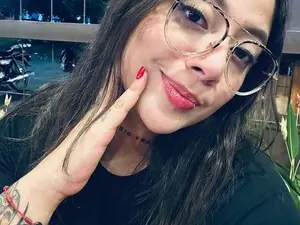 Myfreecams Nude Webcam of Lia_Vega