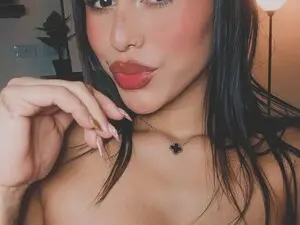 Myfreecams Sex Cam of Hannah_Jensen_