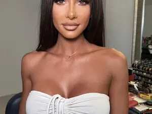Myfreecams Live Sex Cam of JulyaWild