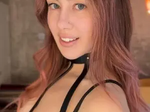 Myfreecams Watch Live Sex Cams of clara