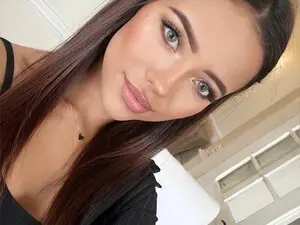 Myfreecams Sex Chat of KeylaMoont