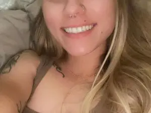Myfreecams Adult Video Chat of Incognitobabe