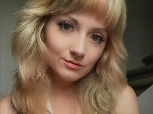 Myfreecams Watch Live Sex Cams of Charlie_Starr