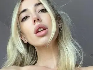 Myfreecams Live Sex Cam of TooMuchGirl