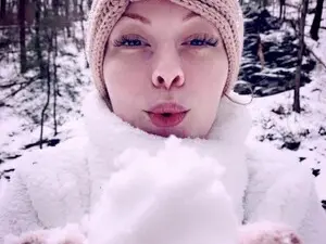 Myfreecams Live Sex of CrystalCream