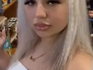 Myfreecams Watch Live Sex Cams of AlyssaVey