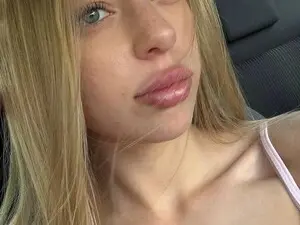 Myfreecams Adult Video Chat of PurrPure