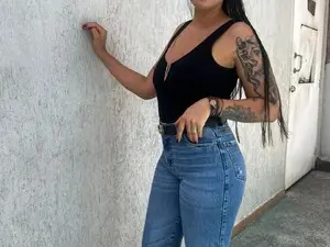 Myfreecams Private Sex Chat of LorennaHdez