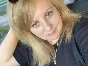 Myfreecams Sex Cam of HoneybeeXO