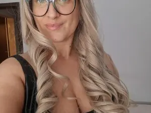 Myfreecams Adult Video Chat of Aphrodite_S32