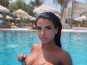 Myfreecams Sex Chat of Alenaxoxo