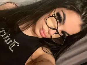 Myfreecams Private Sex Chat of BruneteAstrid