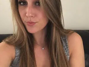 Myfreecams Nude Webcam of Barebree