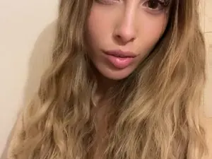 Myfreecams Free Live Porn of Deidi_sweet