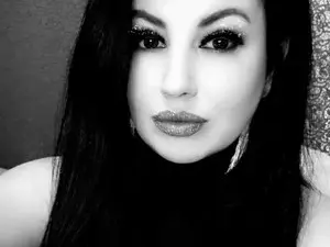 Myfreecams Private Sex Chat of Poison_Rose_