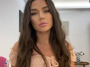 Myfreecams Live Porn of BellaaDona