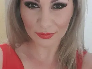 Myfreecams Watch Live Sex Cams of AAngelHott