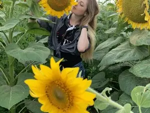Myfreecams Sex Cam of Always18_
