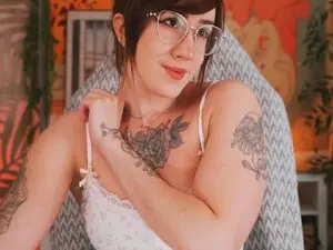 Myfreecams Nude Webcam of nikaxreznik