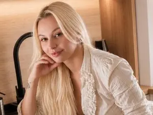 Myfreecams Adult Webcam of AlessiaCroft