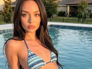 Myfreecams Watch Live Sex Cams of AnaFoxx