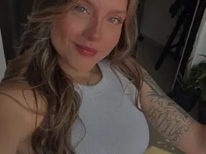 Myfreecams Watch Live Sex Cams of Charlotte813