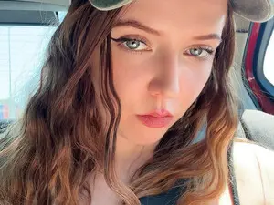Myfreecams Sex Cam of Loopcia
