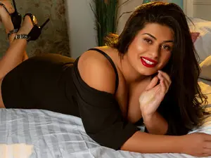 Myfreecams Live Porn of HeidiCutie
