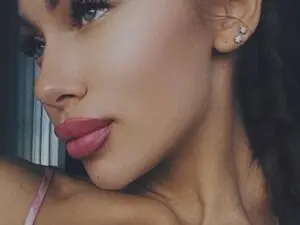 Myfreecams Free Porn Cam of EliseFoxx