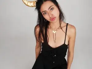 Myfreecams Adult Webcams of Helenna