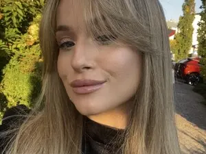 Myfreecams Sex Cam of SophieeDee