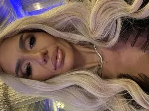 Myfreecams Adult Webcam of FalllingAngel