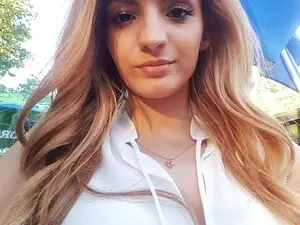 Myfreecams Free Live Porn of VerraSweet4U