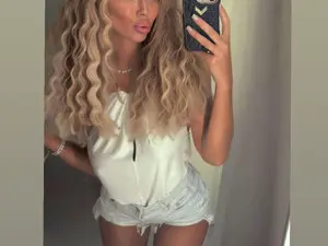 Myfreecams Sex Cam of Amorenaa