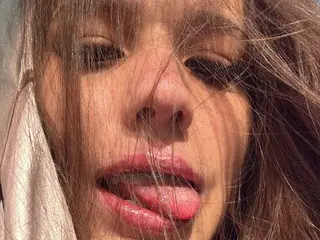 Streamate Watch Live Sex Cams of ValeriaAguilar