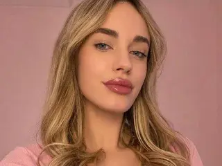 Streamate Live Sex Cam of TeanaWelson