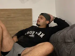 Streamate Sex Cam of Andrewolson