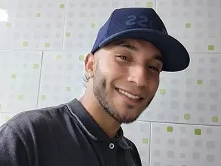 Streamate Live Porn of DrakeSlayer