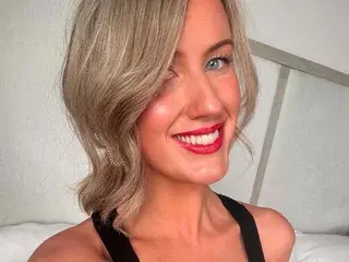 Streamate Live Sex of NaughtyMinxBella