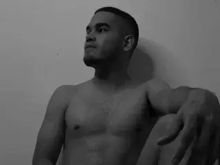 Streamate Live Sex Cam of SweetKyoto