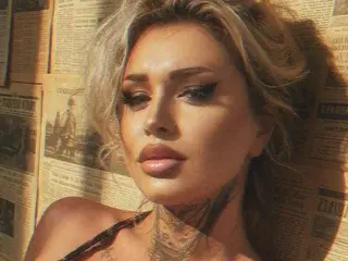 Streamate Nude Webcam of AlenaRios