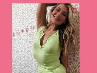 Streamate Adult Video Chat of KamiliaMae