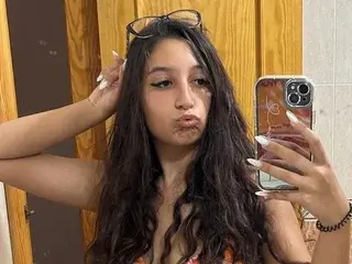Streamate Adult Video Chat of MaeveSun