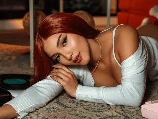 Streamate Best live sex cam show of SienaVoss