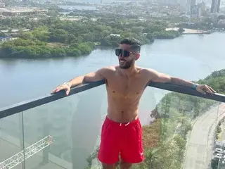 Streamate Private Sex Chat of Yiyooo100