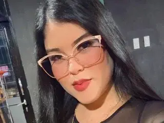 Streamate Live Sex Cam of perla_luxe