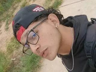 Streamate Best live sex cam show of The_Latinboy18